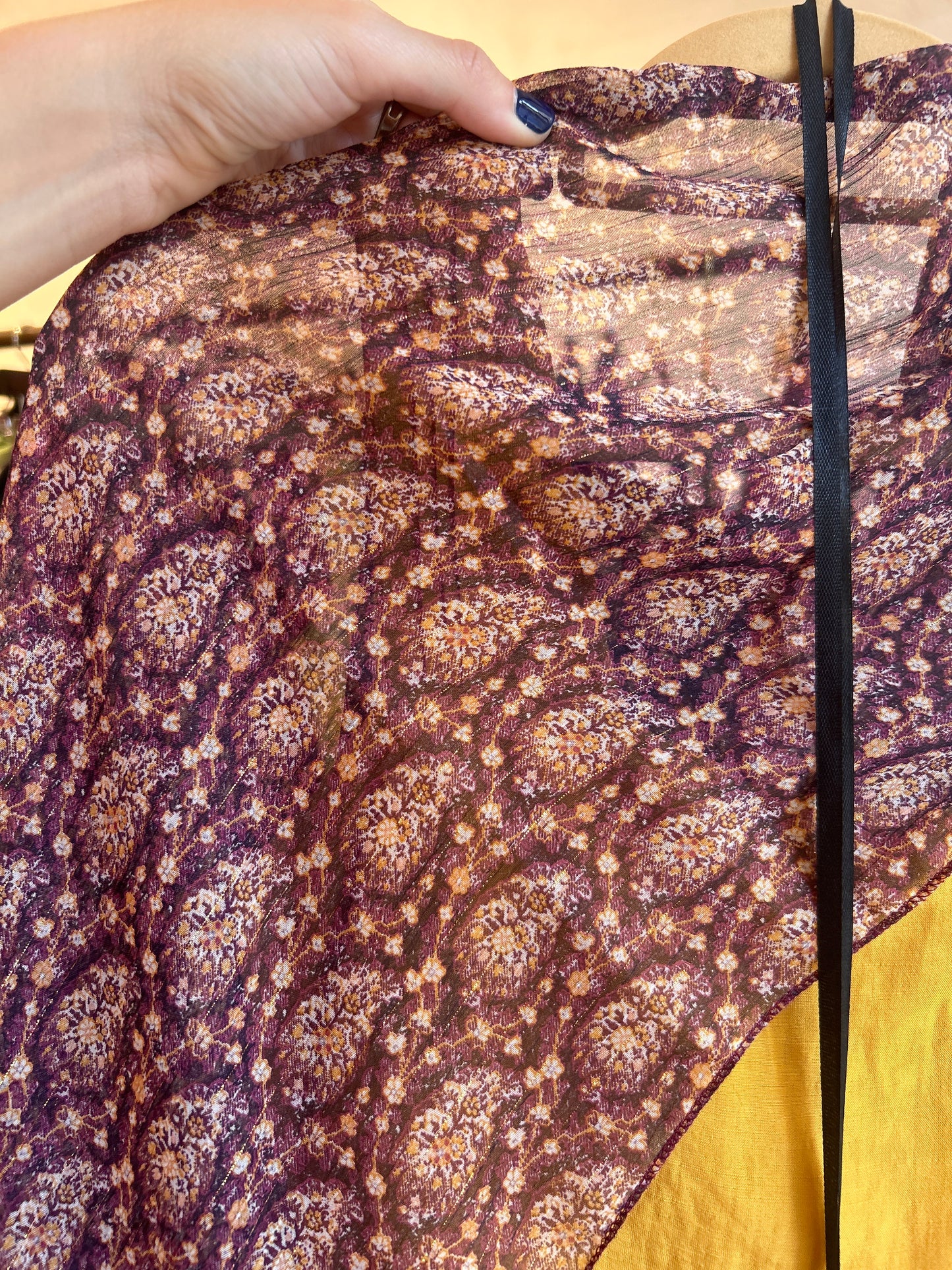 Bougainvillea/Yellow Flower Cape