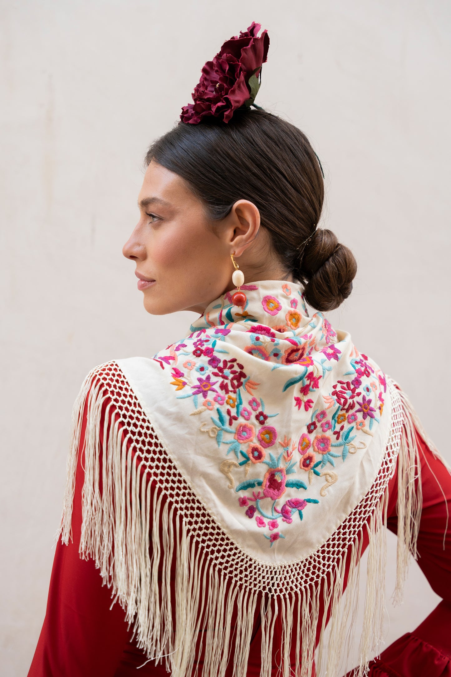 Manuela Shawl