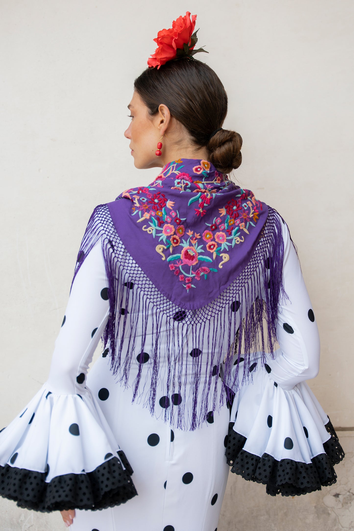 Manuela Shawl